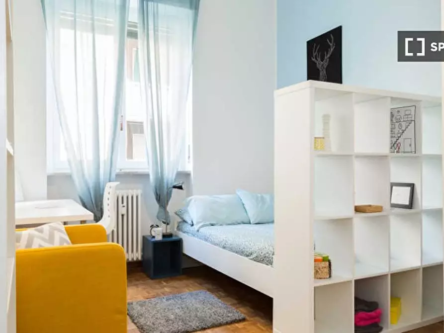 Immagine 1 di Camera condivisa in affitto  in Via Dei Mandorli Milan a Buccinasco