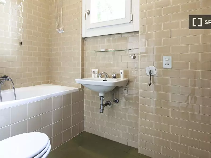 Immagine 13 di Appartamento in affitto  in Via Michelangelo Buonarroti a Milano