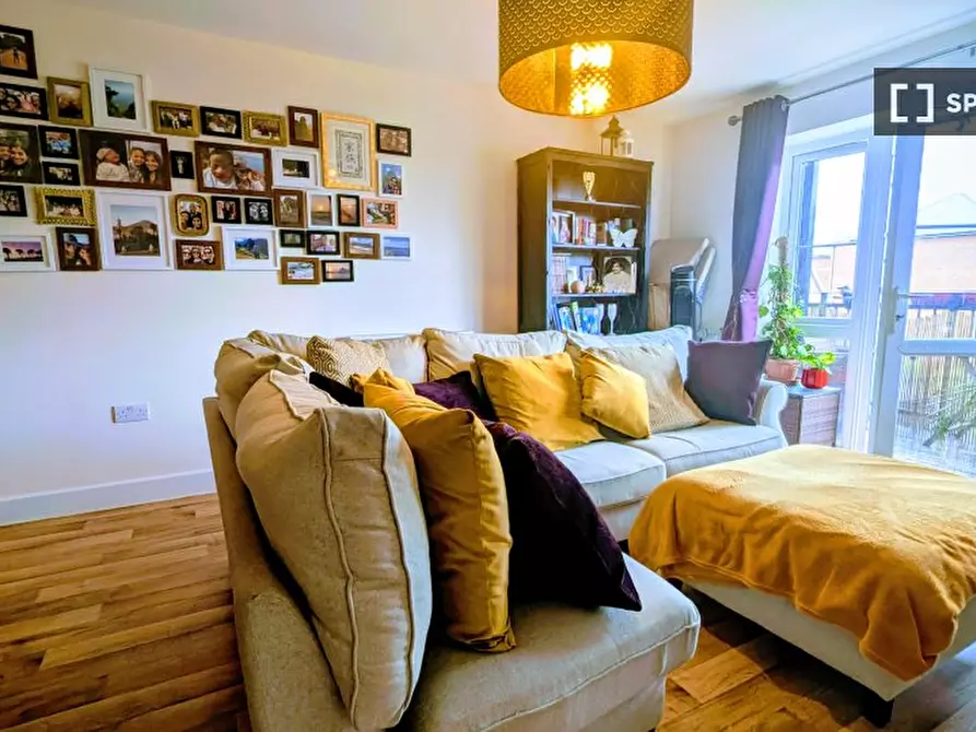 Immagine 1 di Appartamento in affitto  in flat a Kensington