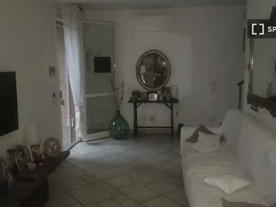 Immagine 10 di Camera condivisa in affitto  in Via Calamosco a Bologna