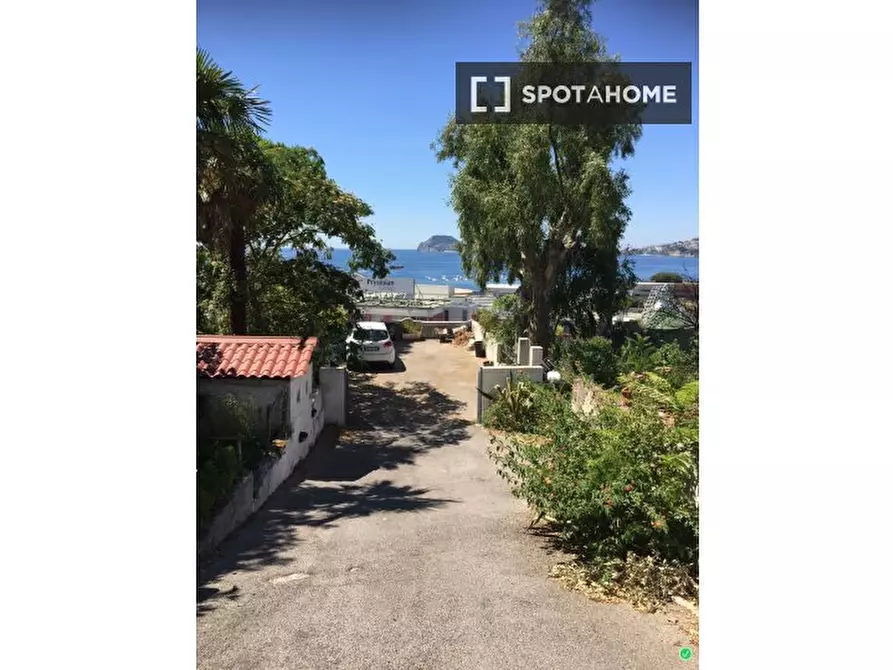 Immagine 8 di Appartamento in affitto  in Via Campi Flegrei a Pozzuoli