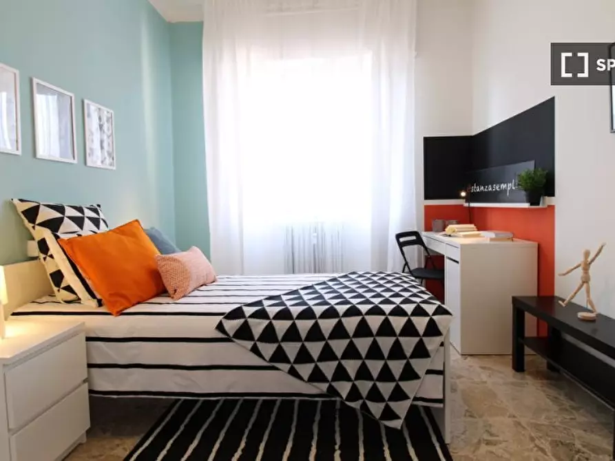 Immagine 2 di Camera condivisa in affitto  in Piave a Brescia