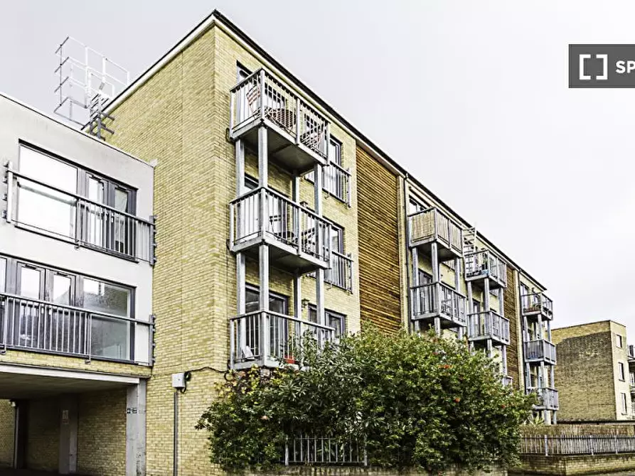 Immagine 18 di Appartamento in affitto  in New Road a Poplar
