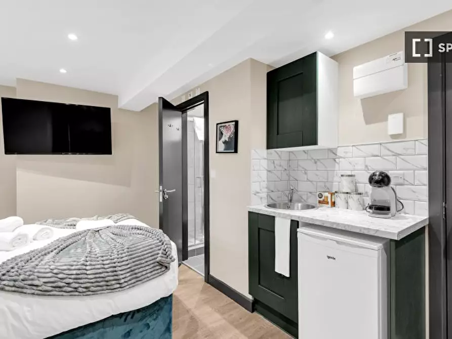 Immagine 6 di Ufficio in affitto  in flat a a Hackney