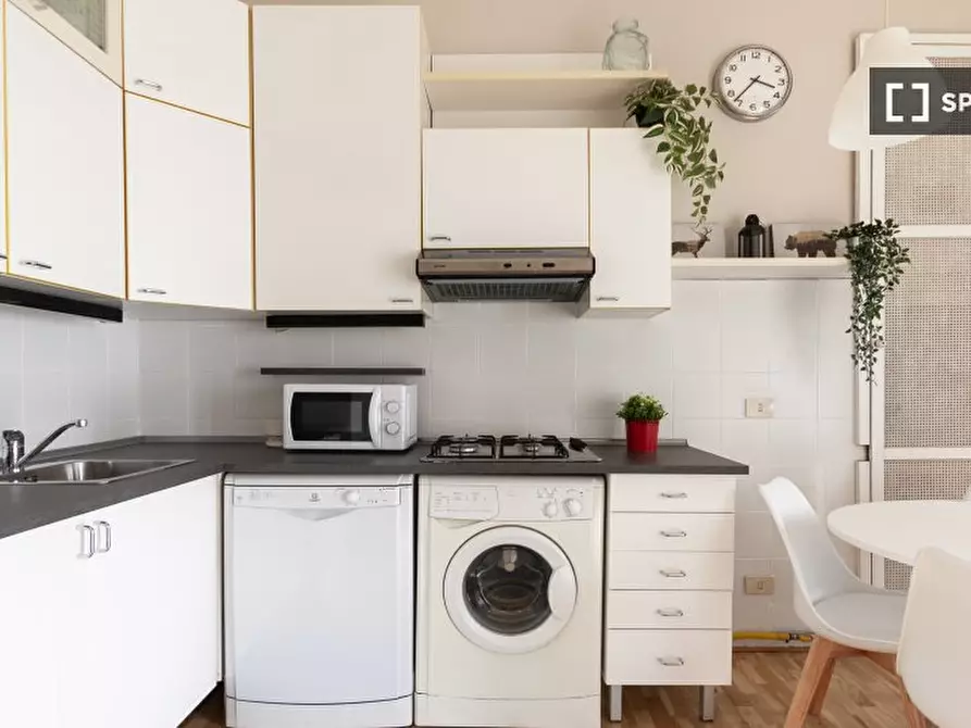 Immagine 10 di Appartamento in affitto  in Via Donatello a Milano