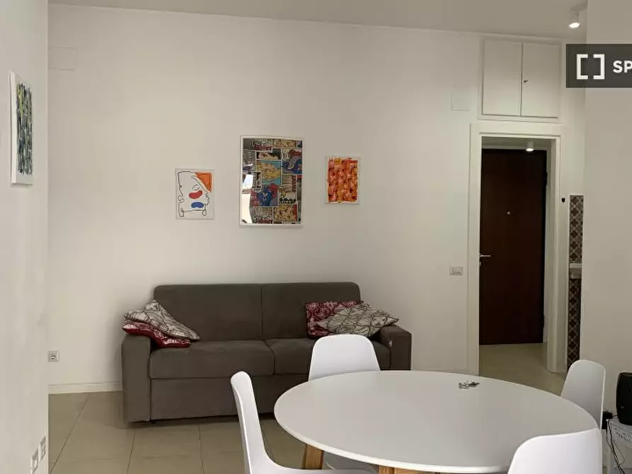 Immagine 4 di Appartamento in affitto  in Via Gualtiero Serafino a Roma