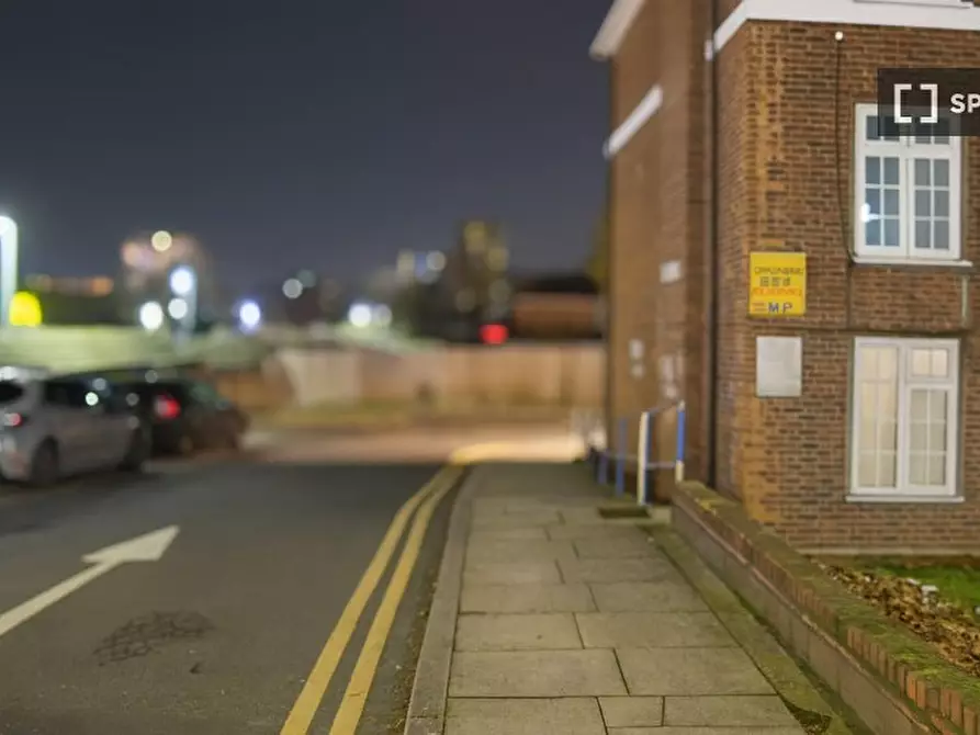 Immagine 13 di Appartamento in affitto  in Sheaveshill Avenue a Brent