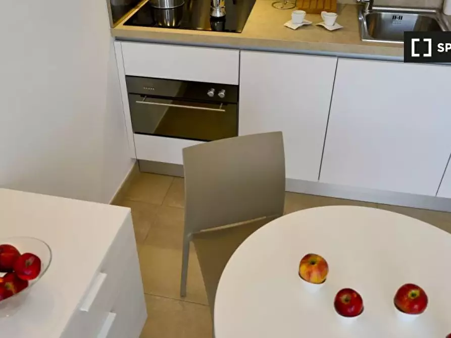 Immagine 7 di Appartamento in affitto  in Galleria del Toro a Bologna