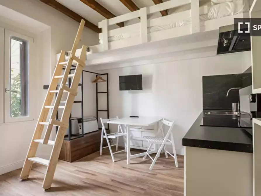 Immagine 1 di Ufficio in affitto  in Viale Bligny a Milano