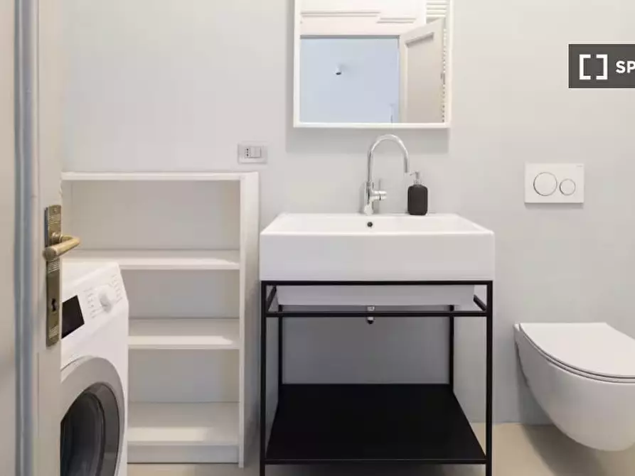 Immagine 11 di Appartamento in affitto  in Viale dei Mille a Milano