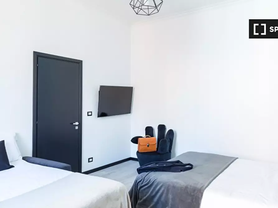 Immagine 14 di Appartamento in affitto  in Via Modena a Roma