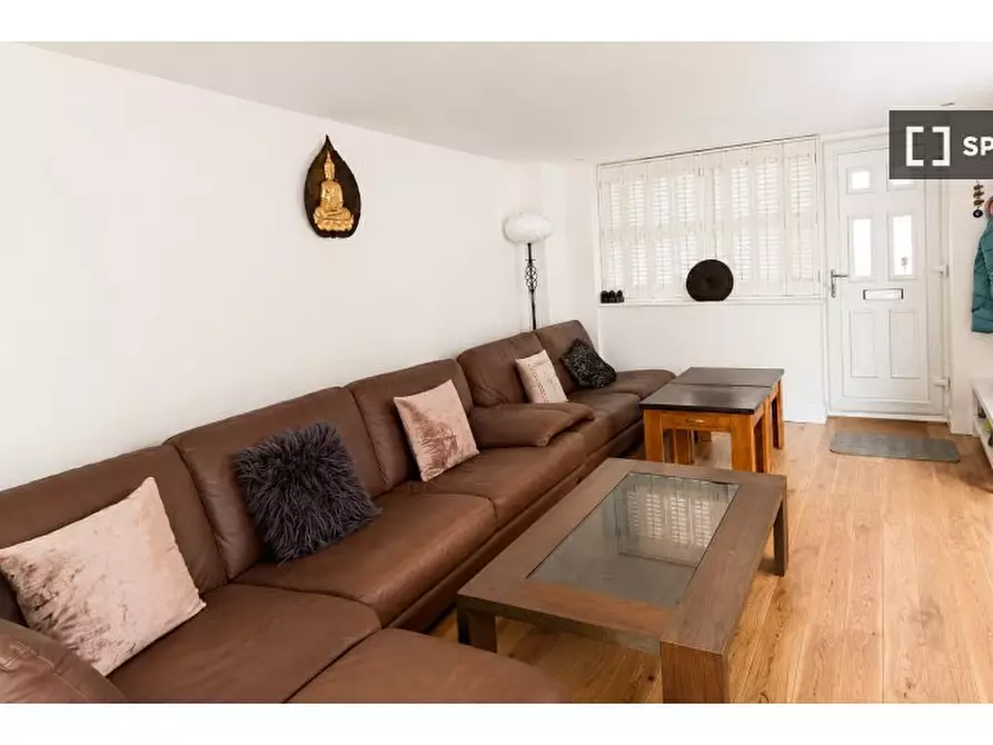 Immagine 2 di Appartamento in affitto  in Maidenhead Road a Windsor