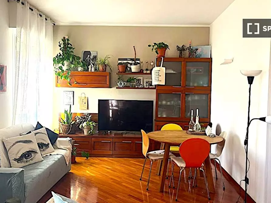 Immagine 4 di Camera condivisa in affitto  in Via Monte Rosa a Genova