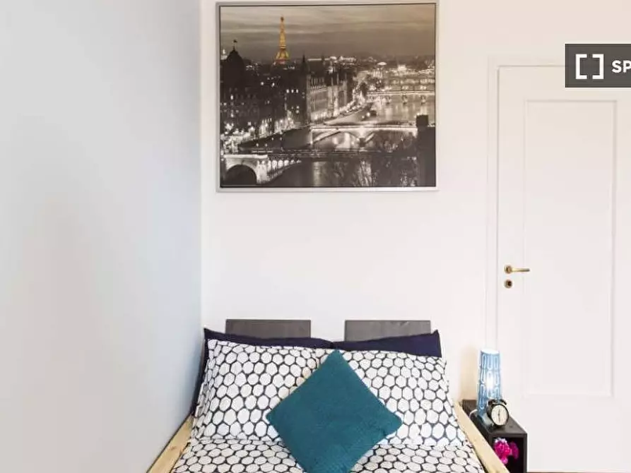 Immagine 5 di Camera condivisa in affitto  in Via dei Mandorli Milan a Monza