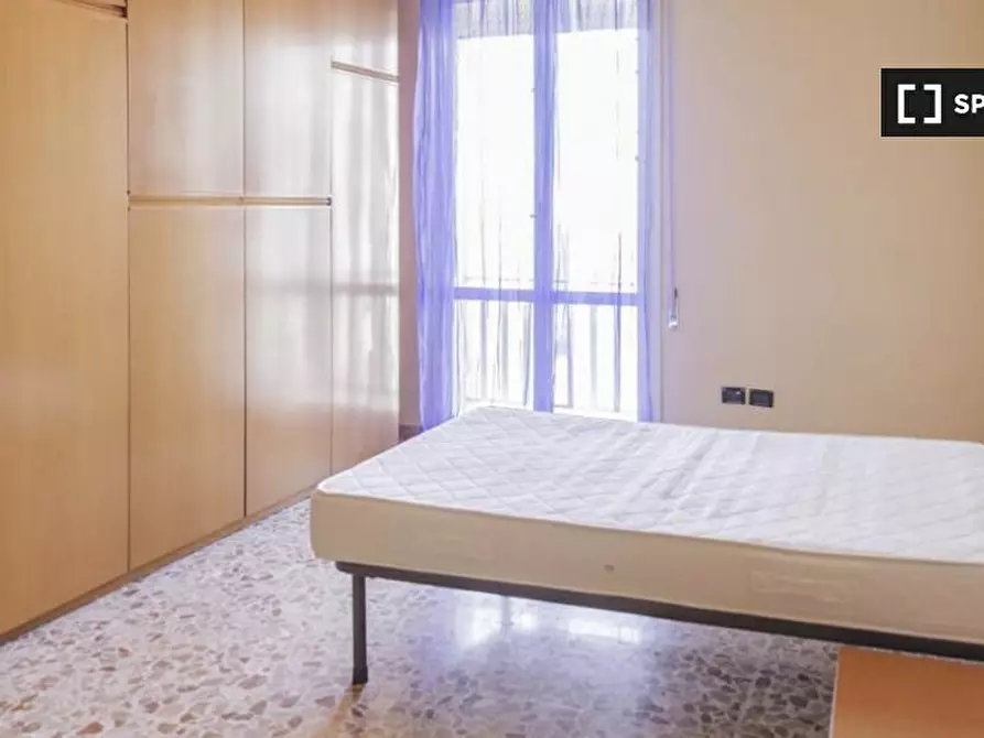 Immagine 5 di Camera condivisa in affitto  in Via Francesco Baracca, 40133 Bologna BO, Italy a Bologna