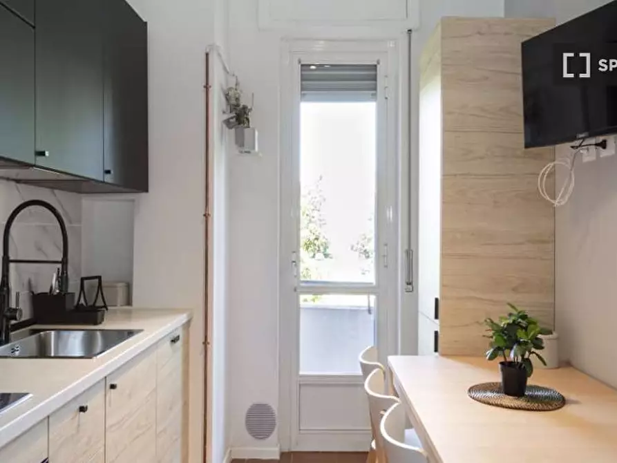 Immagine 11 di Camera condivisa in affitto  in Via Dalmazia a Milano