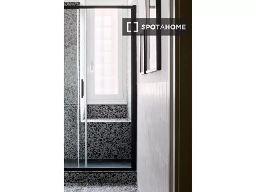 Immagine 10 di Appartamento in affitto  in Via Cereate a Roma