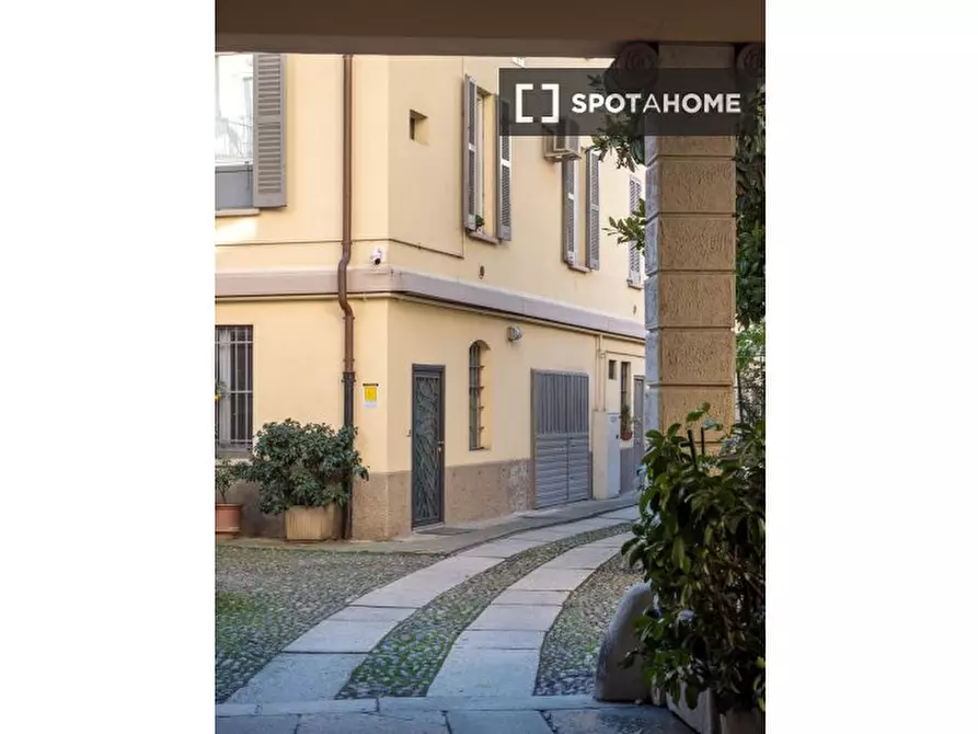 Immagine 6 di Appartamento in affitto  in Viale Coni Zugna a Milano