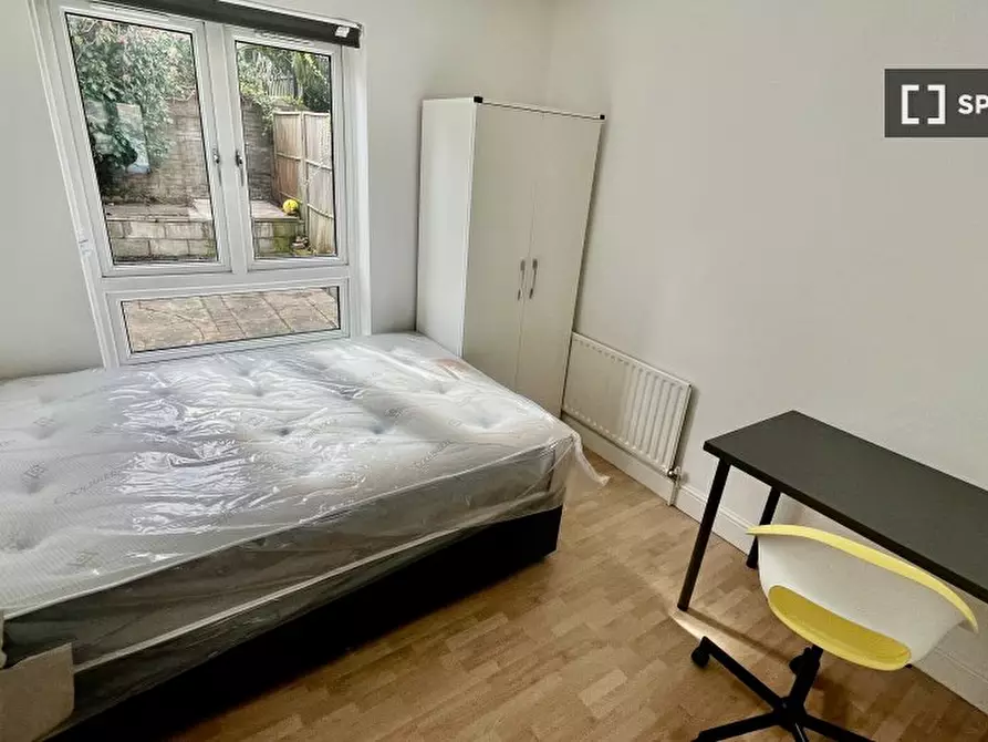 Immagine 1 di Camera condivisa in affitto  in Minerva Cl a Lambeth