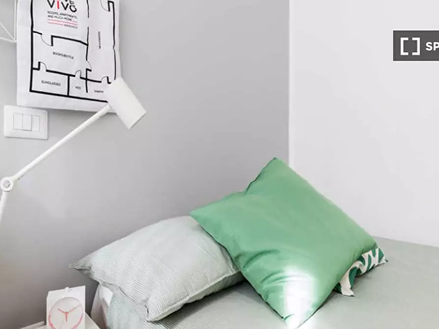 Immagine 4 di Camera condivisa in affitto  in Viale Bligny a Milano