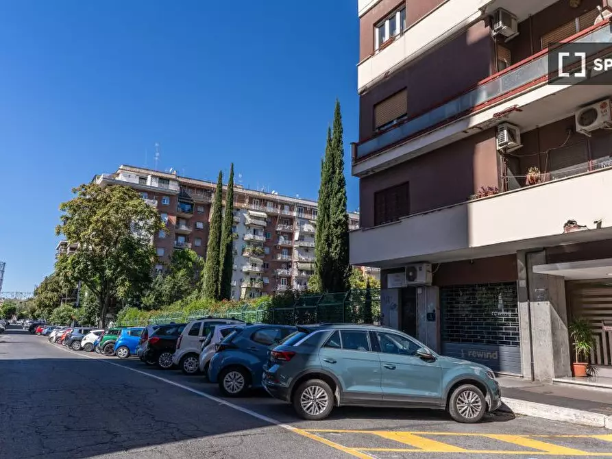 Immagine 9 di Appartamento in affitto  in Via della Moletta a Roma