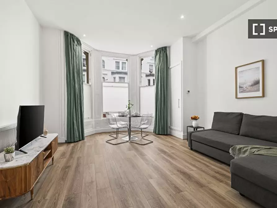 Immagine 1 di Appartamento in affitto  in Nevern Pl a Kensington