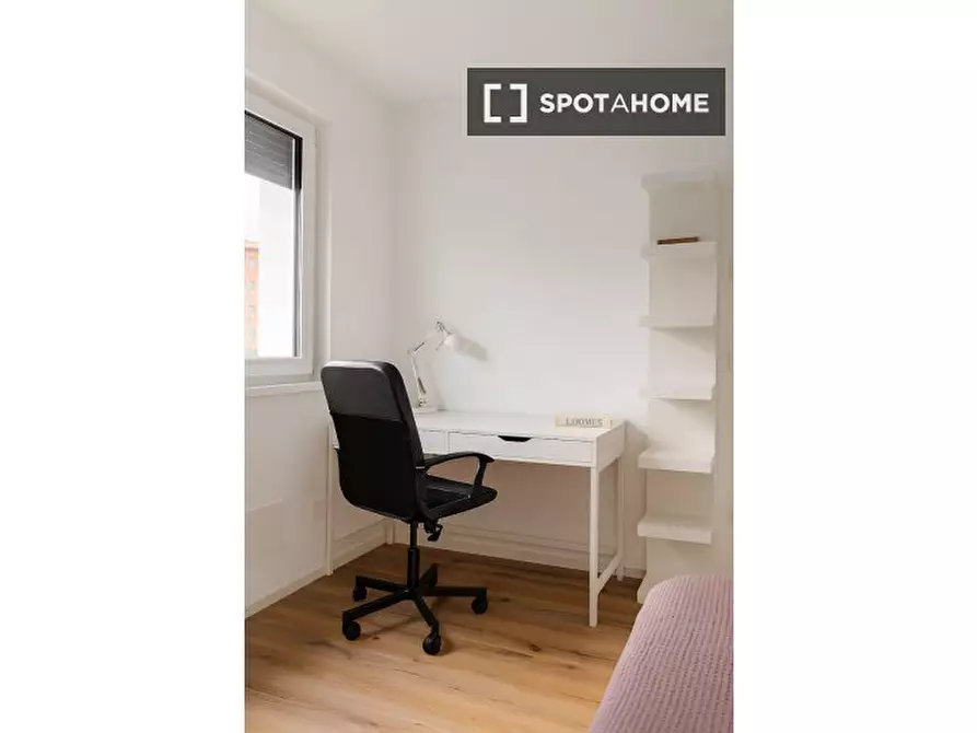 Immagine 11 di Camera condivisa in affitto  in per Cognola a Trento