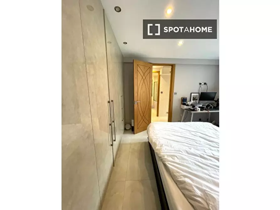 Immagine 13 di Appartamento in affitto  in Townshend Rd a Paddington