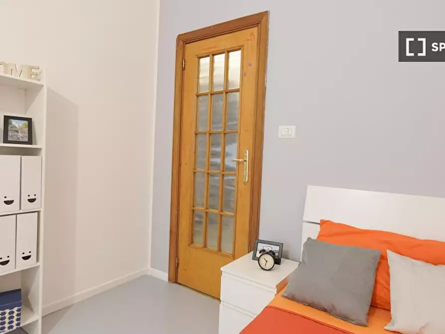 Immagine 7 di Camera condivisa in affitto  in Bognar a Pozzuoli