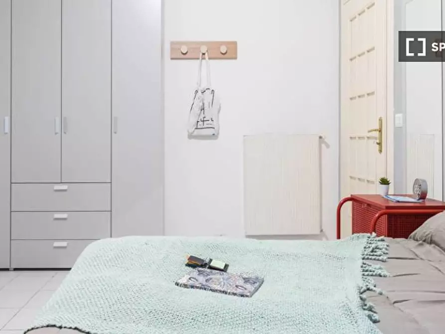 Immagine 6 di Camera condivisa in affitto  in Via Benaco a Roma