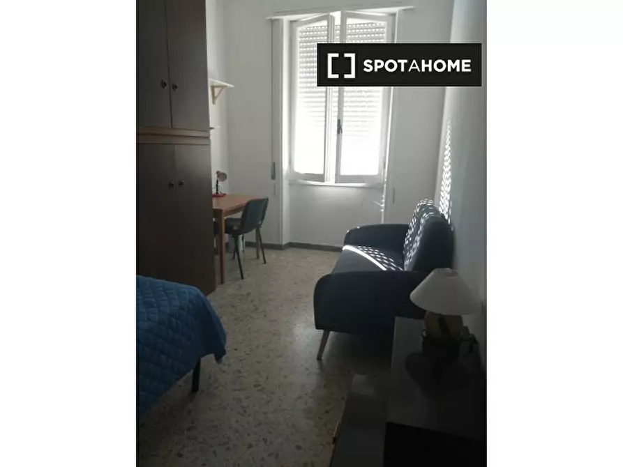 Immagine 3 di Camera condivisa in affitto  in Via Teodolfo Mertel a Roma
