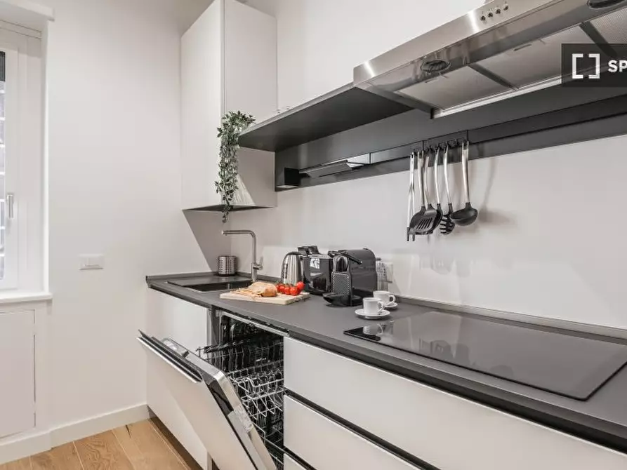 Immagine 11 di Appartamento in affitto  in Viale delle Milizie a Roma