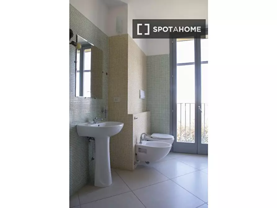 Immagine 3 di Camera condivisa in affitto  in Via Giuseppe De Finetti a Milano