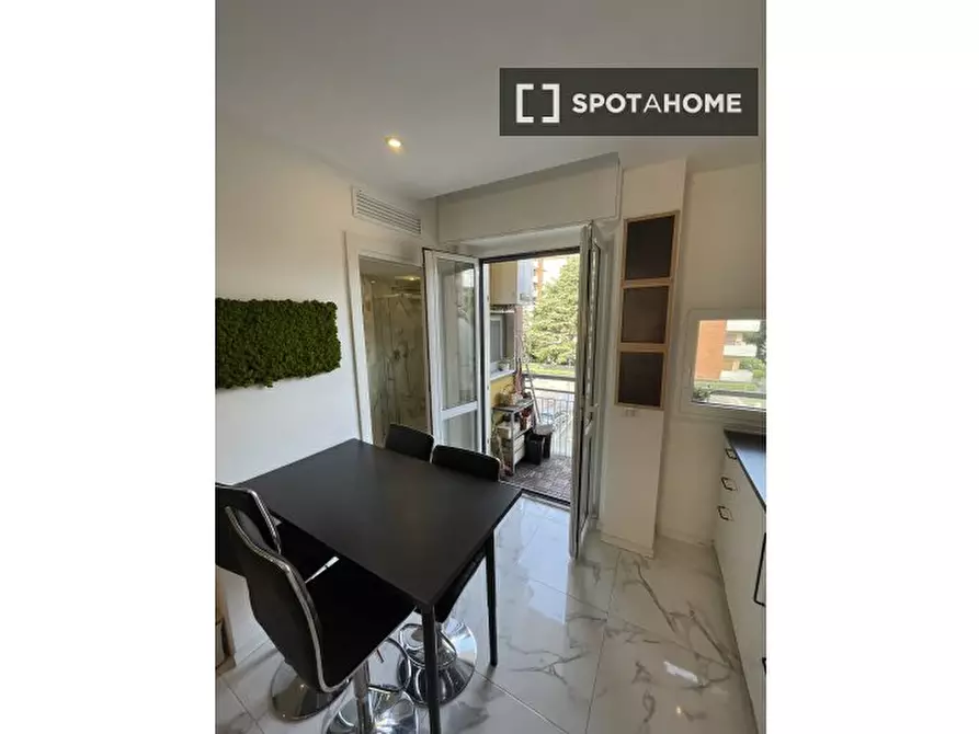 Immagine 6 di Ufficio in affitto  in Via Bari a Milano