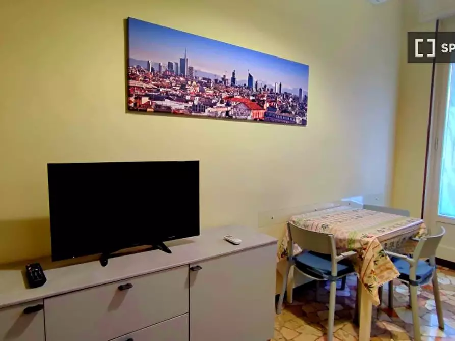 Immagine 3 di Appartamento in affitto  in Via Tavazzano a Milano