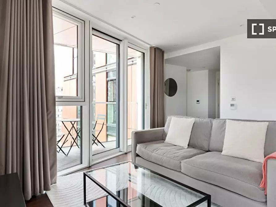 Immagine 1 di Appartamento in affitto  in Wandsworth Rd a Lambeth