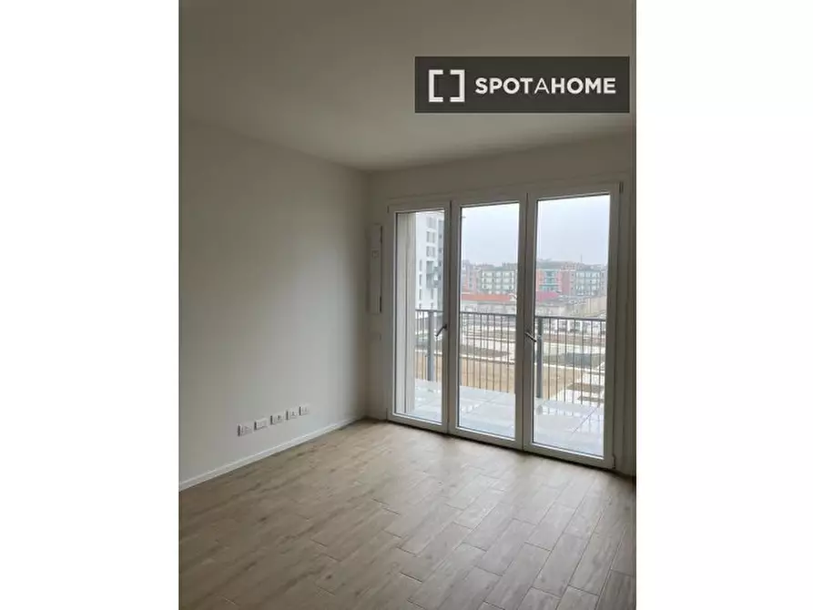 Immagine 14 di Appartamento in affitto  in Via Leonardo Bistolfi a Milano
