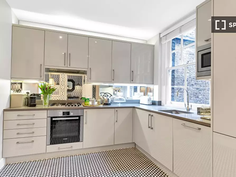 Immagine 18 di Appartamento in affitto  in Royal Hospital Rd, Chelsea, London a Kensington