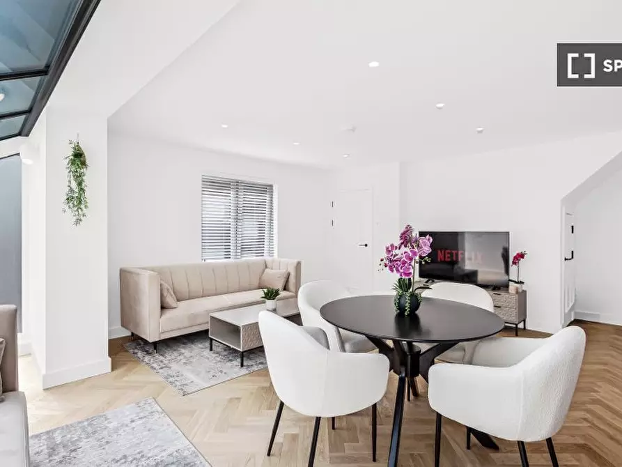 Immagine 1 di Appartamento in affitto  in E Waldeck Rd a Hounslow