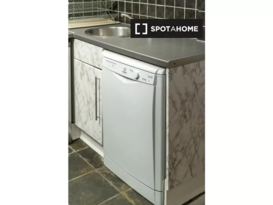 Immagine 9 di Appartamento in affitto  in Goulston St a Poplar