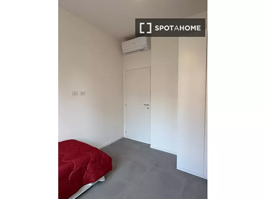 Immagine 5 di Camera condivisa in affitto  in Via Pietro Marocco a Milano