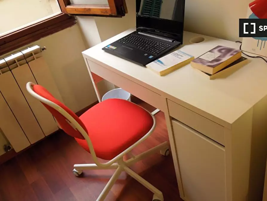 Immagine 6 di Camera condivisa in affitto  in Via dell' Oriuolo a Firenze