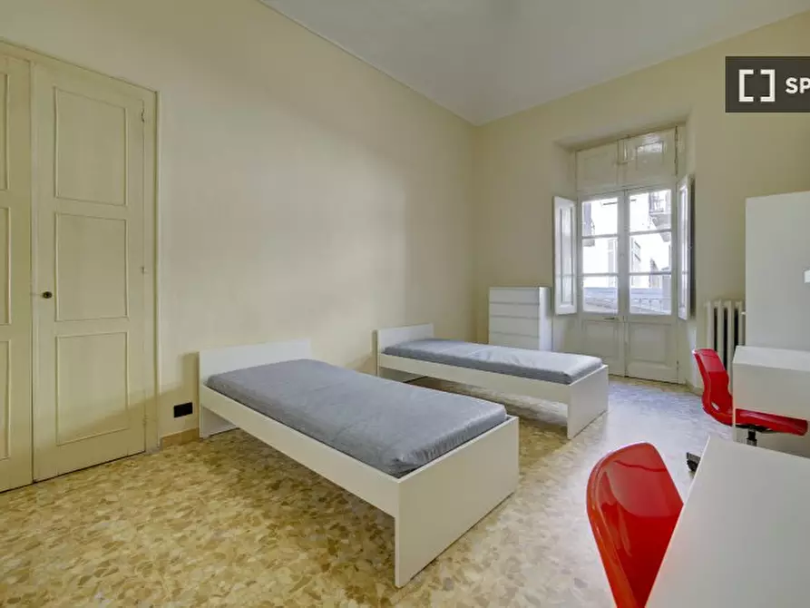Immagine 1 di Camera condivisa in affitto  in Via Giovanni Camerana a Torino
