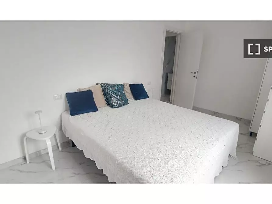 Immagine 14 di Appartamento in affitto  in Via Giulio e Corrado Venini a Milano