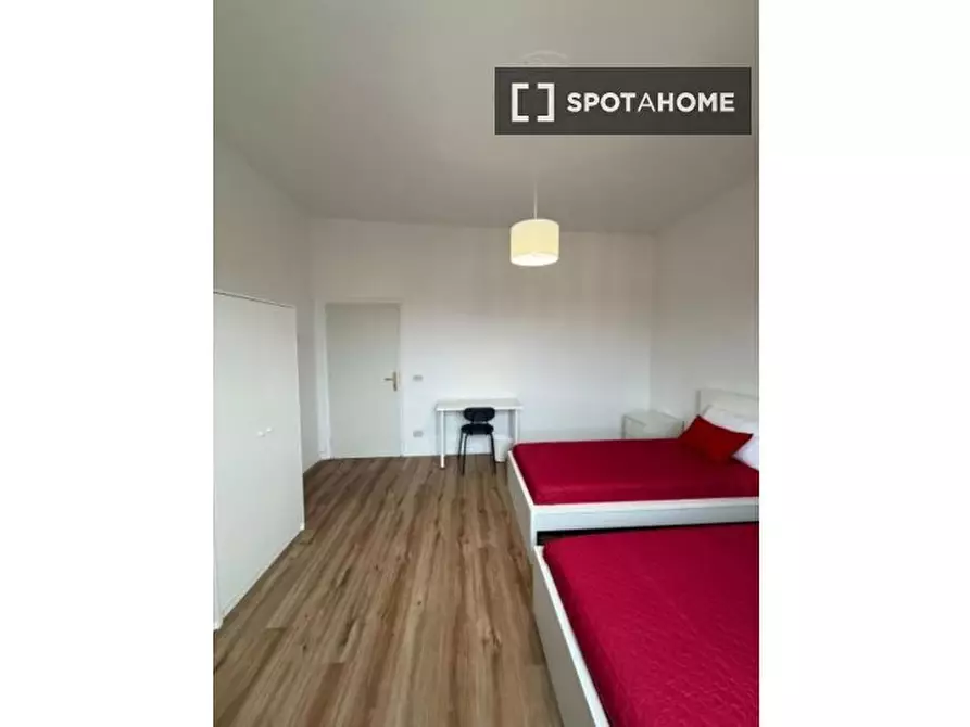 Immagine 7 di Camera condivisa in affitto  in Piazza di S. Jacopino a Firenze