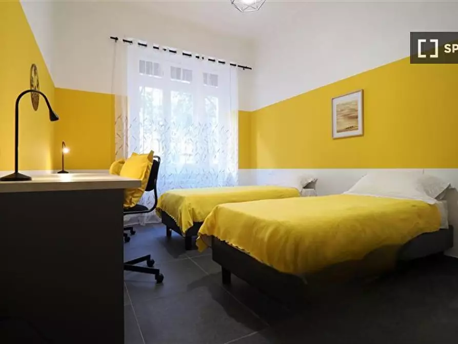 Immagine 6 di Camera condivisa in affitto  in Corso Peschiera a Torino