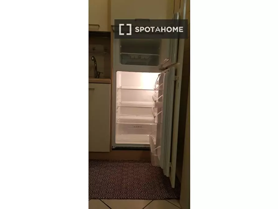 Immagine 8 di Appartamento in affitto  in Str. della Carità a Milano