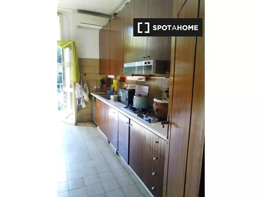 Immagine 10 di Camera condivisa in affitto  in Via Capo di Lucca a Bologna