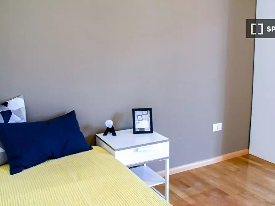 Immagine 5 di Camera condivisa in affitto  in Via Verdi a Trento