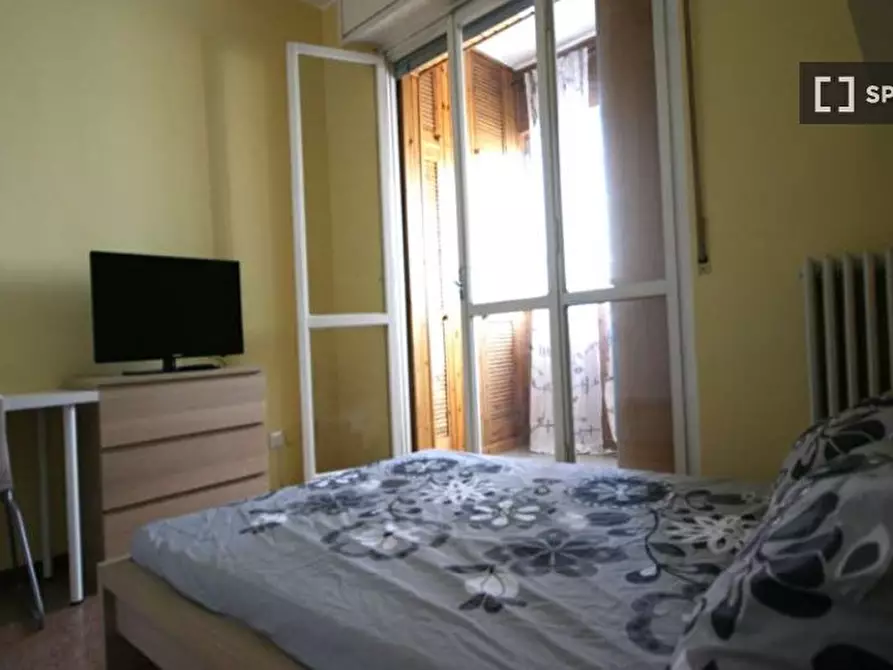 Immagine 3 di Camera condivisa in affitto  in Via Carlo Marx a Milano